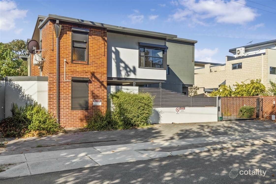 1/290 Harborne St, Glendalough, WA 6016
