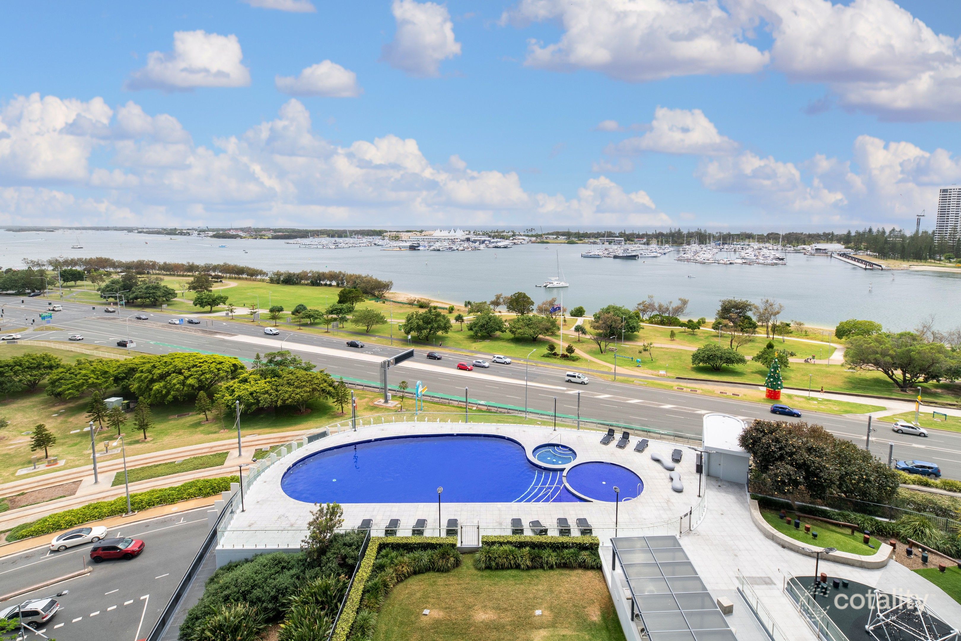 1105/2 Como Cres, Southport, QLD 4215