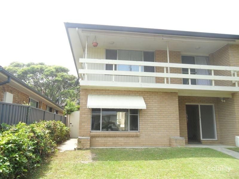 73 Lowanna Ave, Forresters Beach, NSW 2260