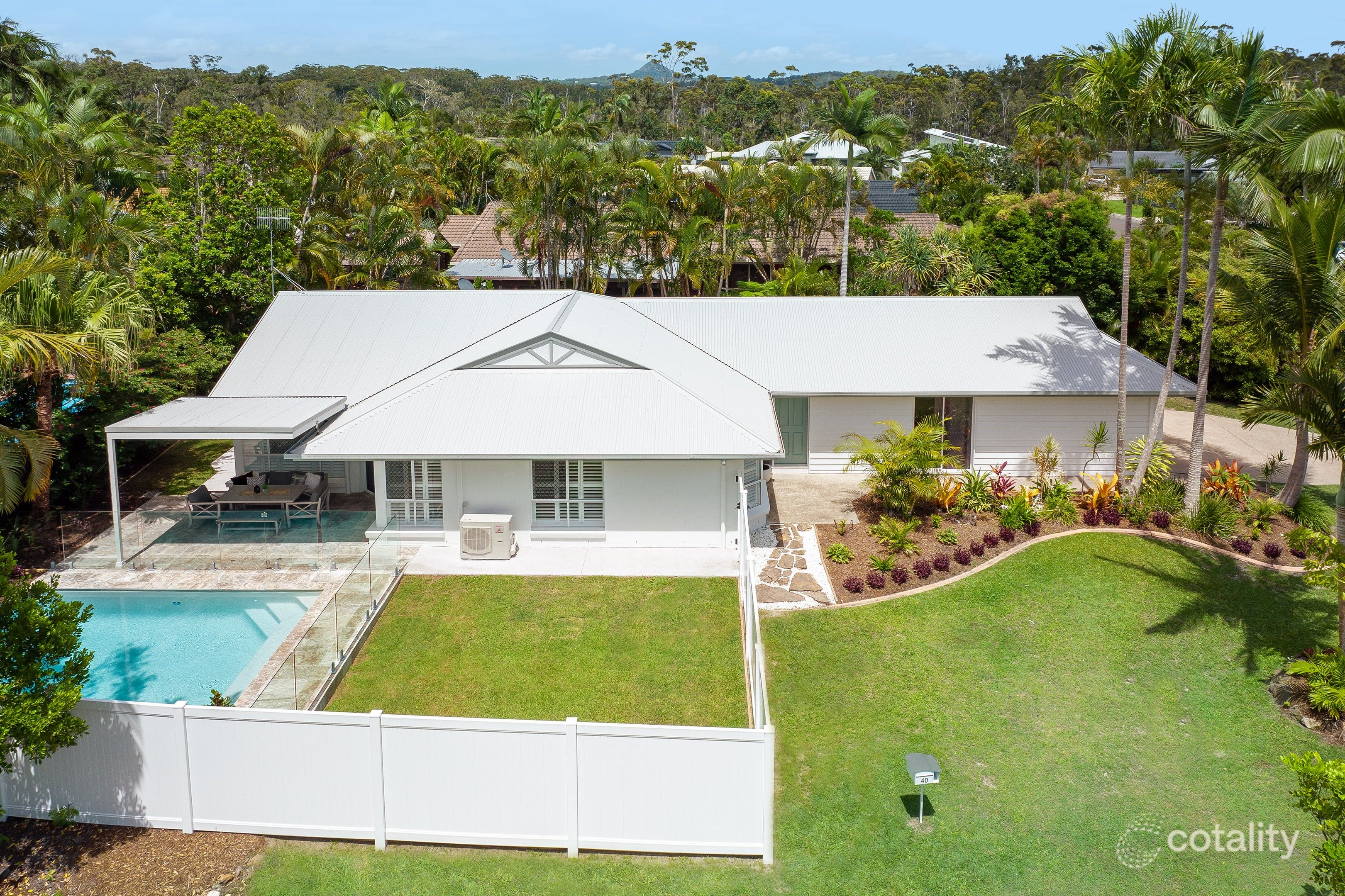 40 Lake Entrance Bvd, Noosaville, QLD 4566