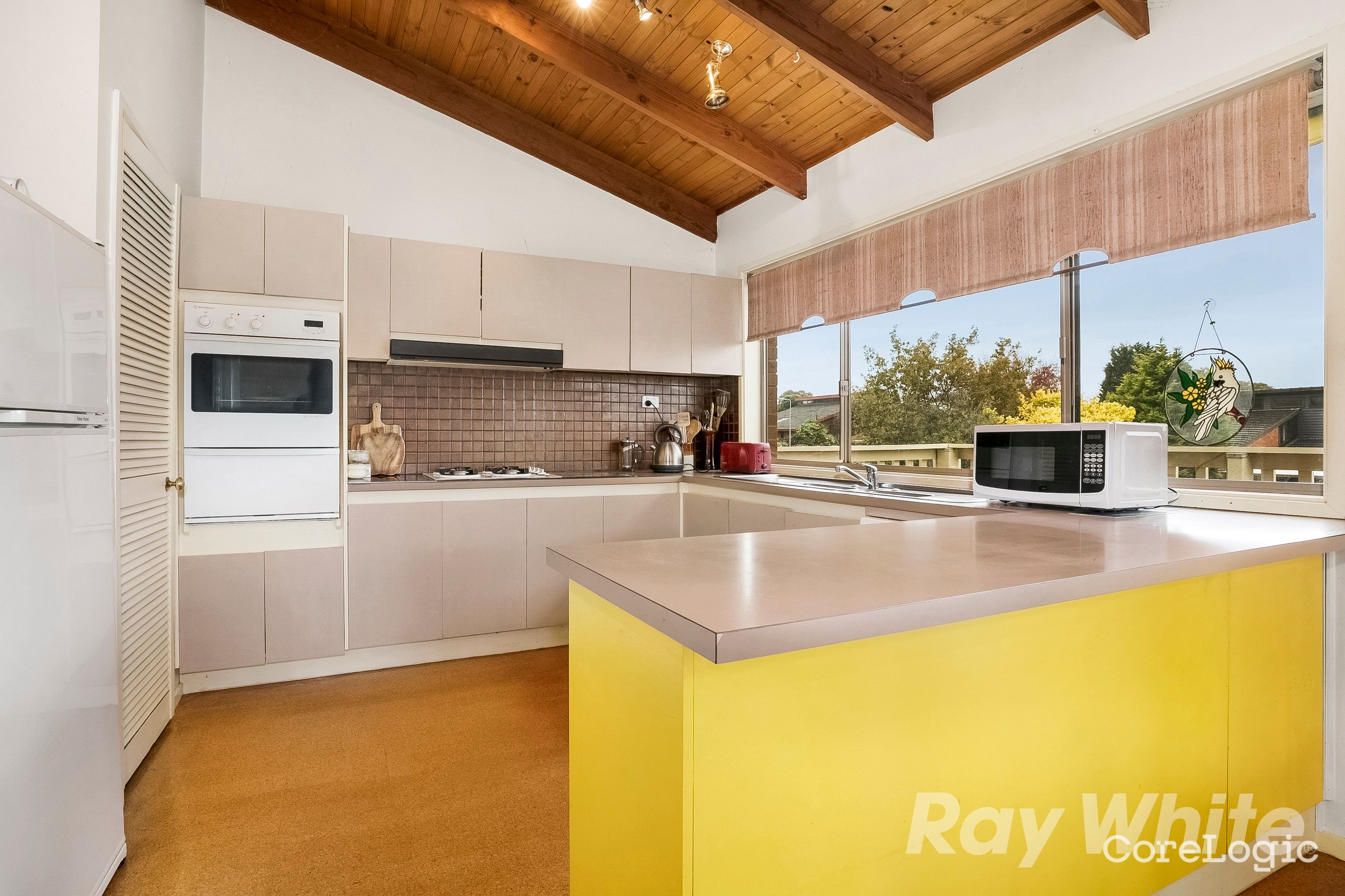 45 Garnett Rd, Wheelers Hill, VIC 3150