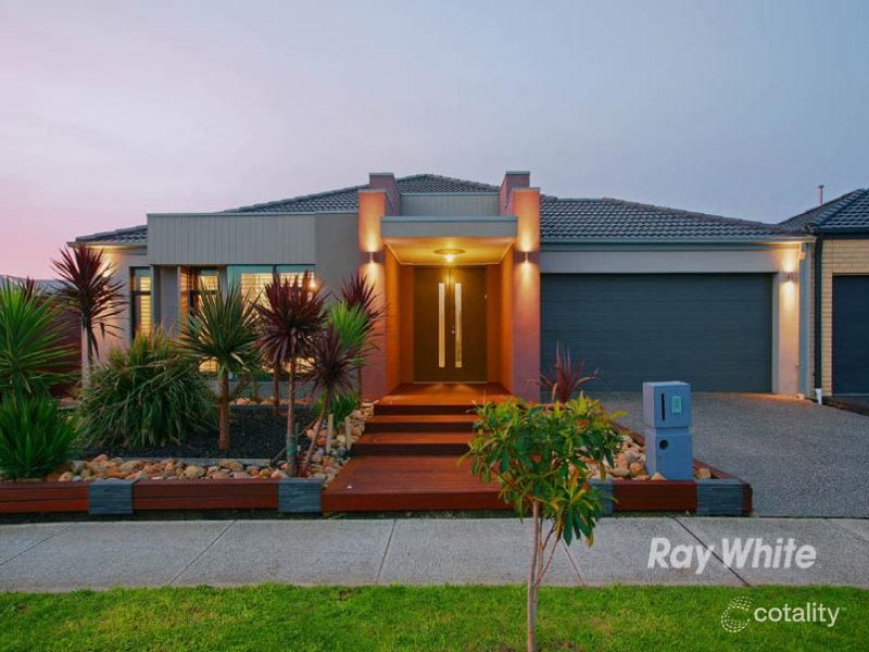 4 Honeybark Cres, Lyndhurst, VIC 3975
