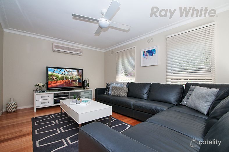 13 Switchback Rd, Chirnside Park, VIC 3116