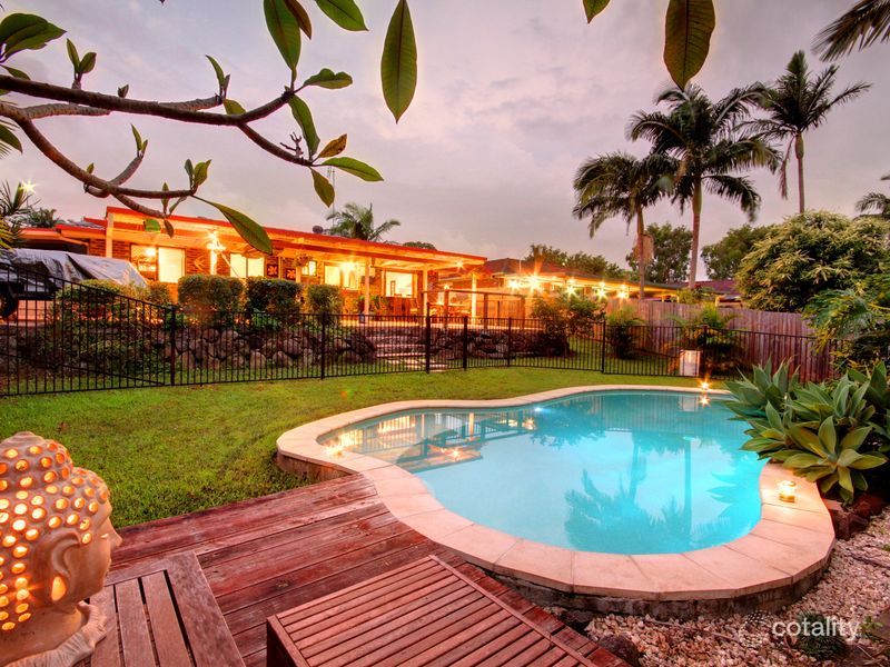 16 Mctaggart Pl, Carrara, QLD 4211