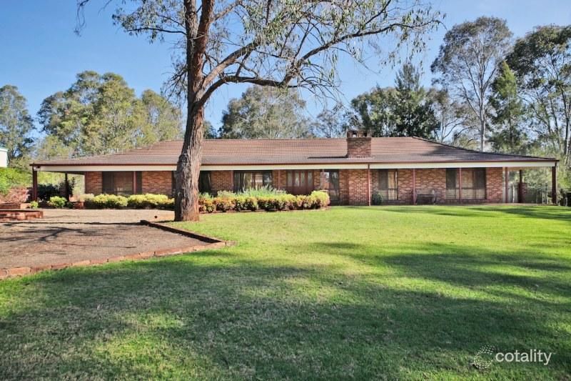 25 Smalls Rd, Grasmere, NSW 2570