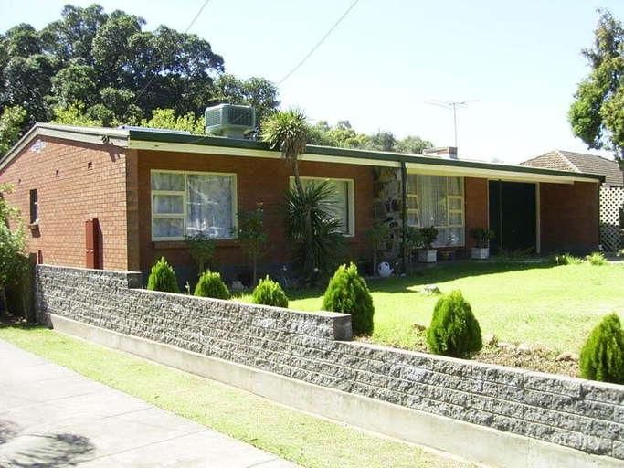 3 Lynly Cres, Rostrevor, SA 5073