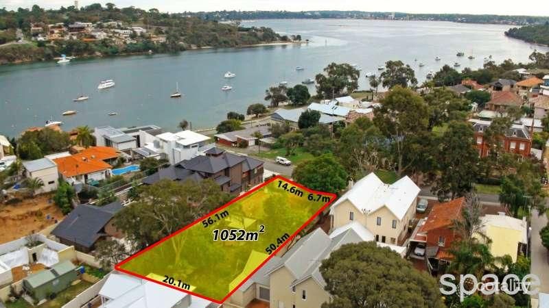 4 Crewe St, Bicton, WA 6157