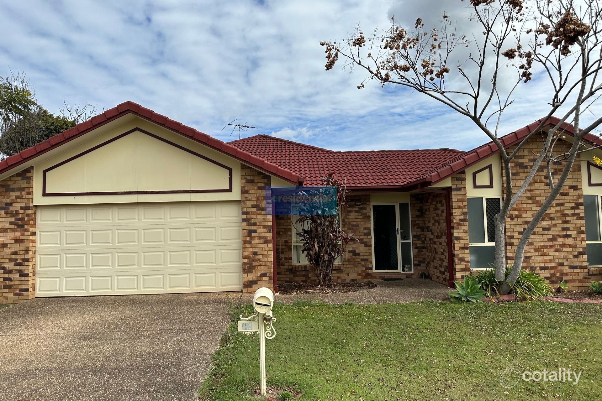 13 Hinterwood Ct, Edens Landing, QLD 4207