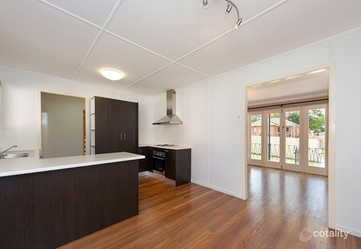 22 Kuring-Gai Ave, Tarragindi, QLD 4121