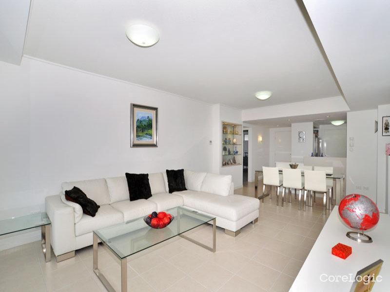 2304/16 Surbiton Ct, Carindale, QLD 4152