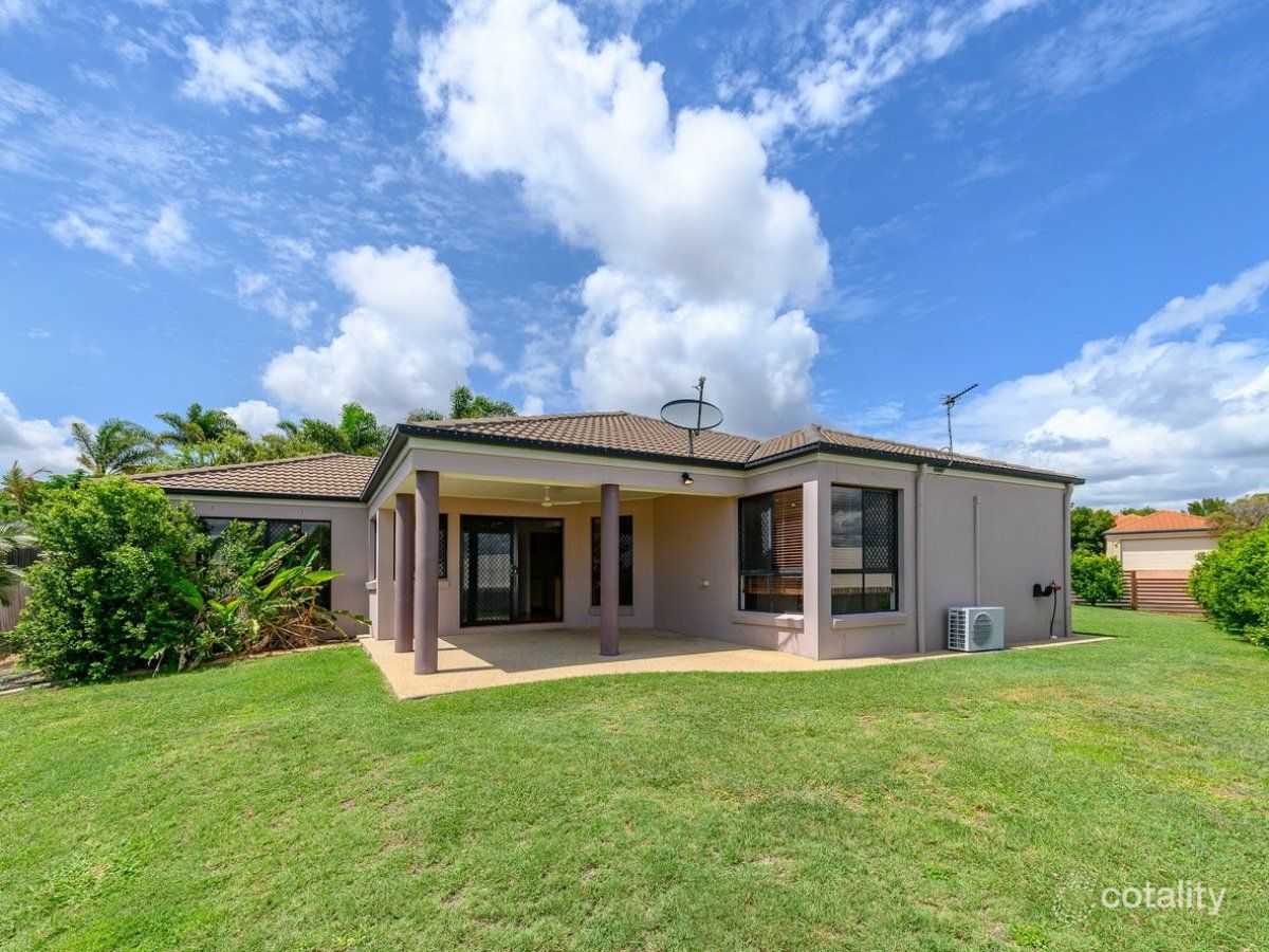 15 Sandringham Cl, Telina, QLD 4680