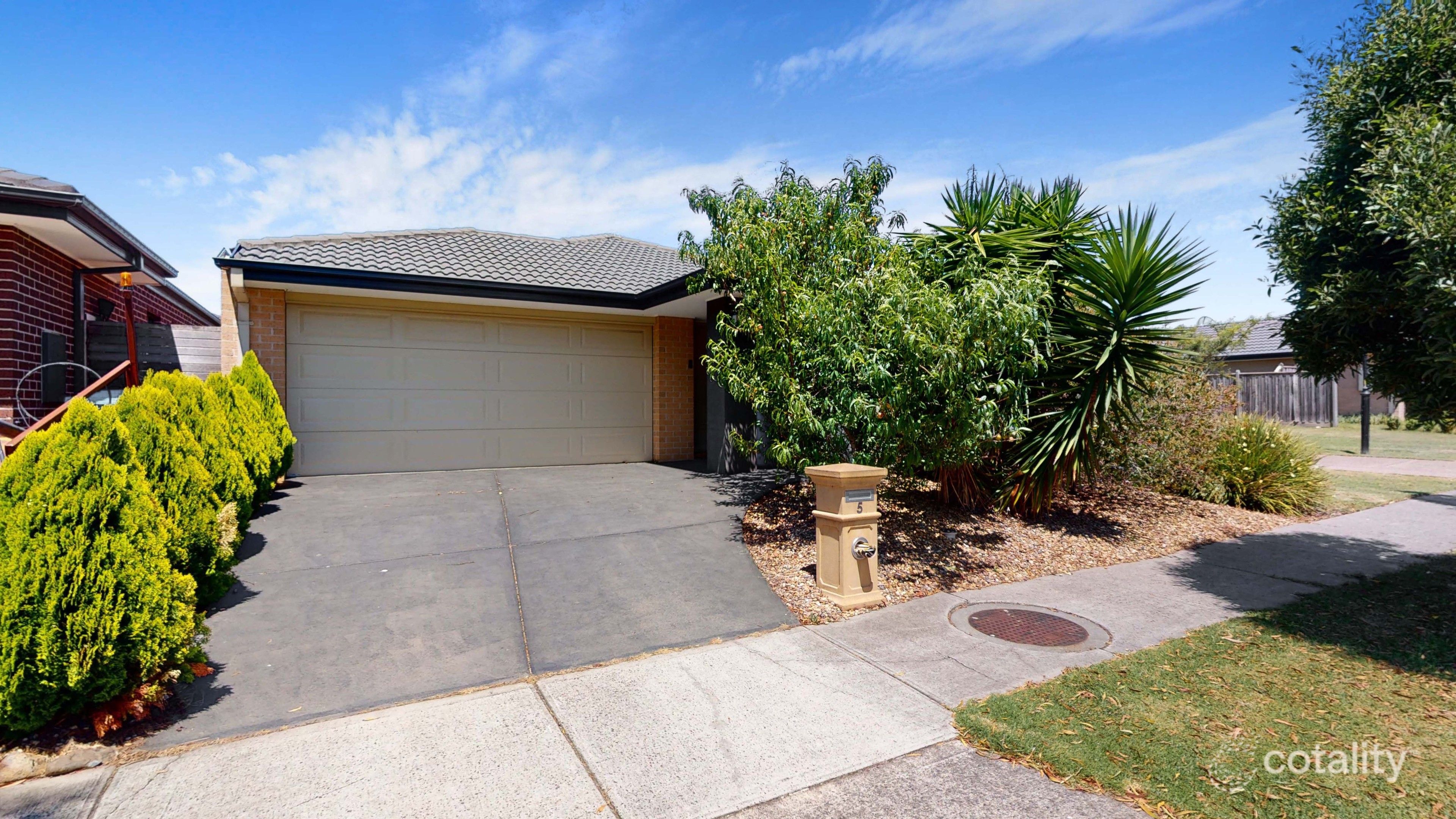 5 Amara Gr, Lyndhurst, VIC 3975