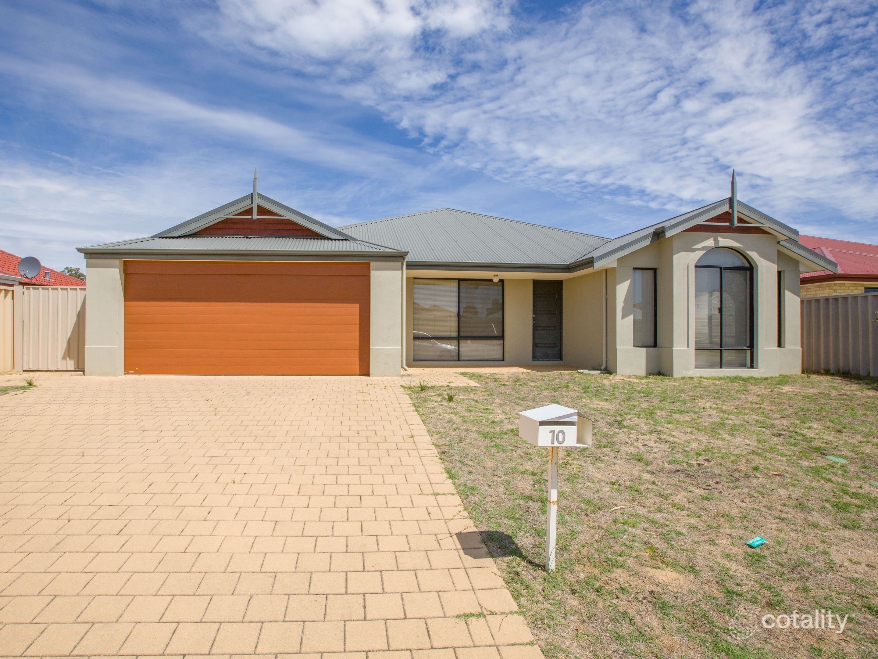 10 Garnet Way, Dalyellup, WA 6230