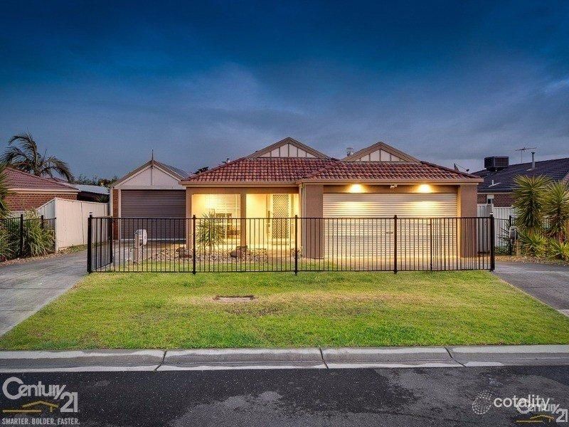 15 Emmer Green Rtt, Cranbourne East, VIC 3977