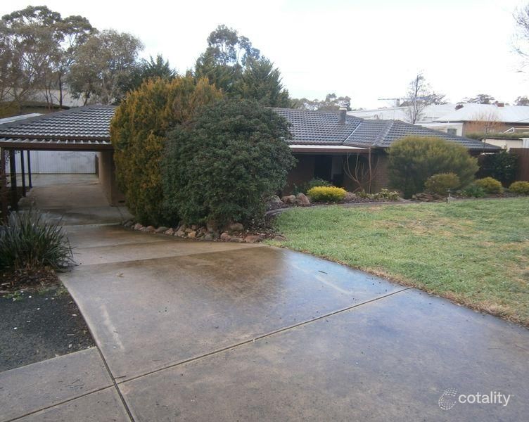 4 Theel Ave, Birdwood, SA 5234