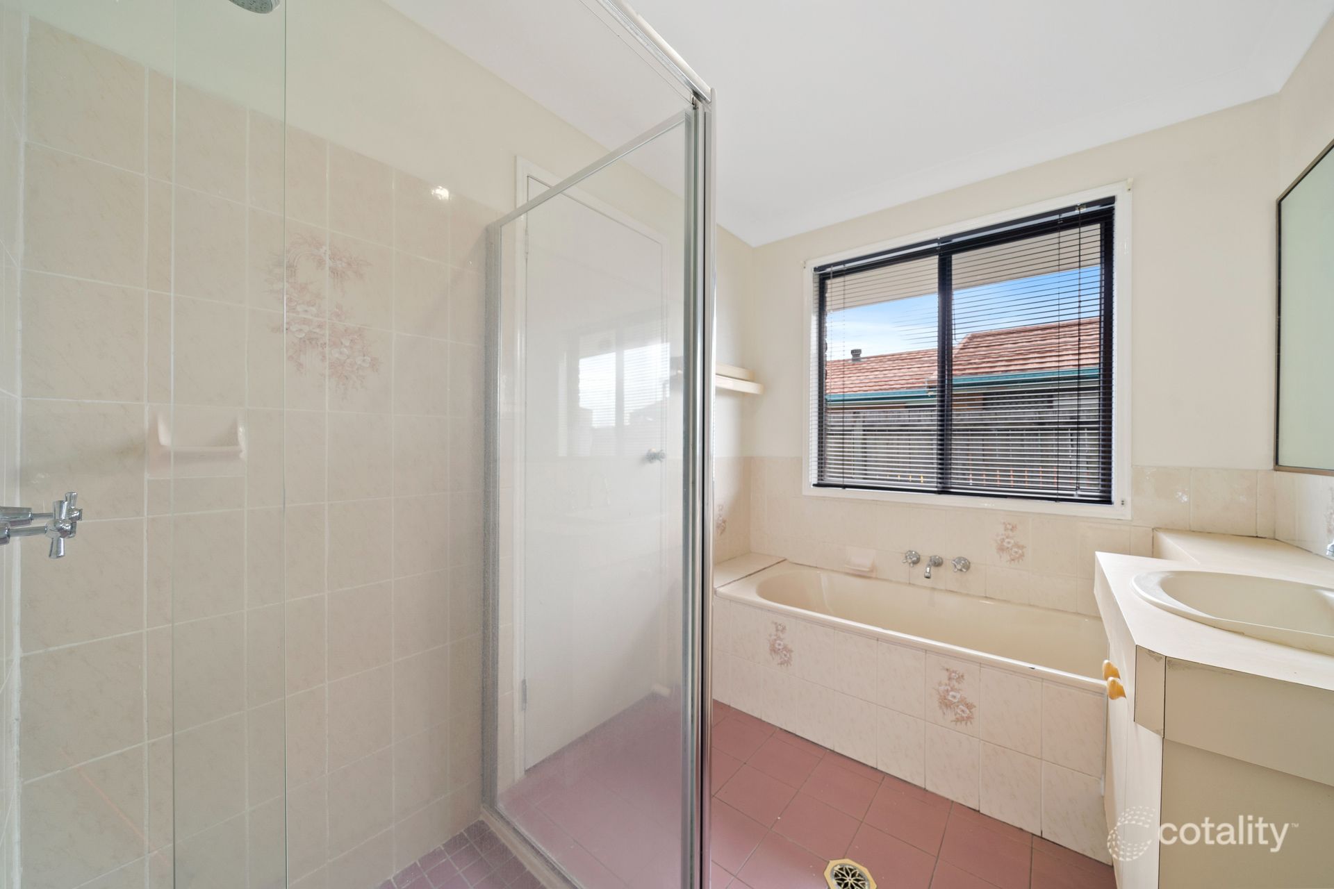 6 Sundowner St, Regents Park, QLD 4118