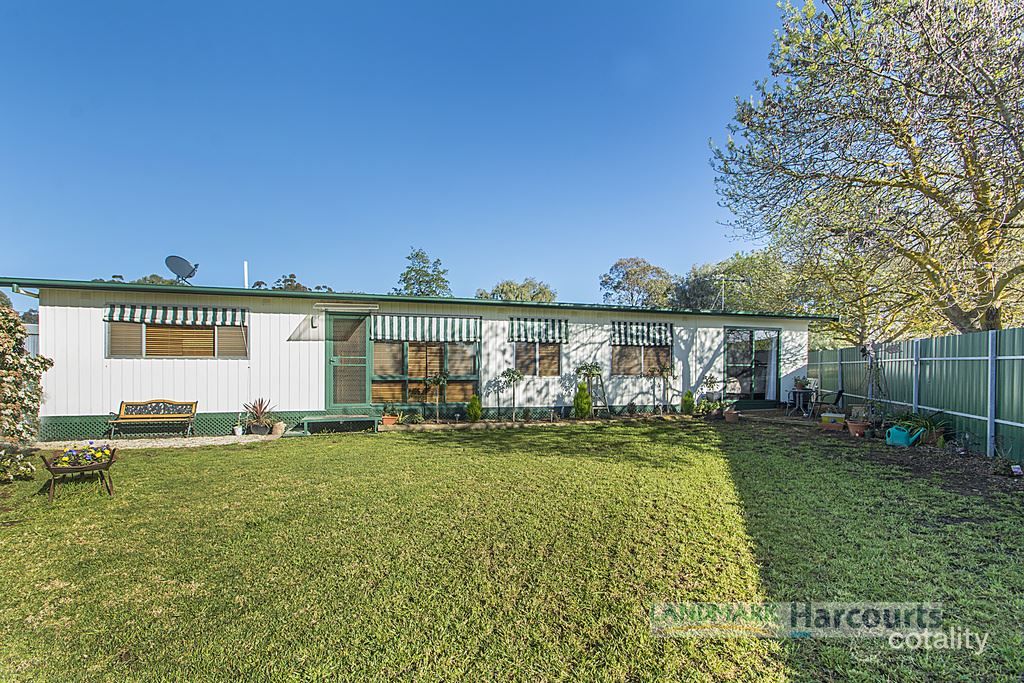 1 Mary St, Saddleworth, SA 5413