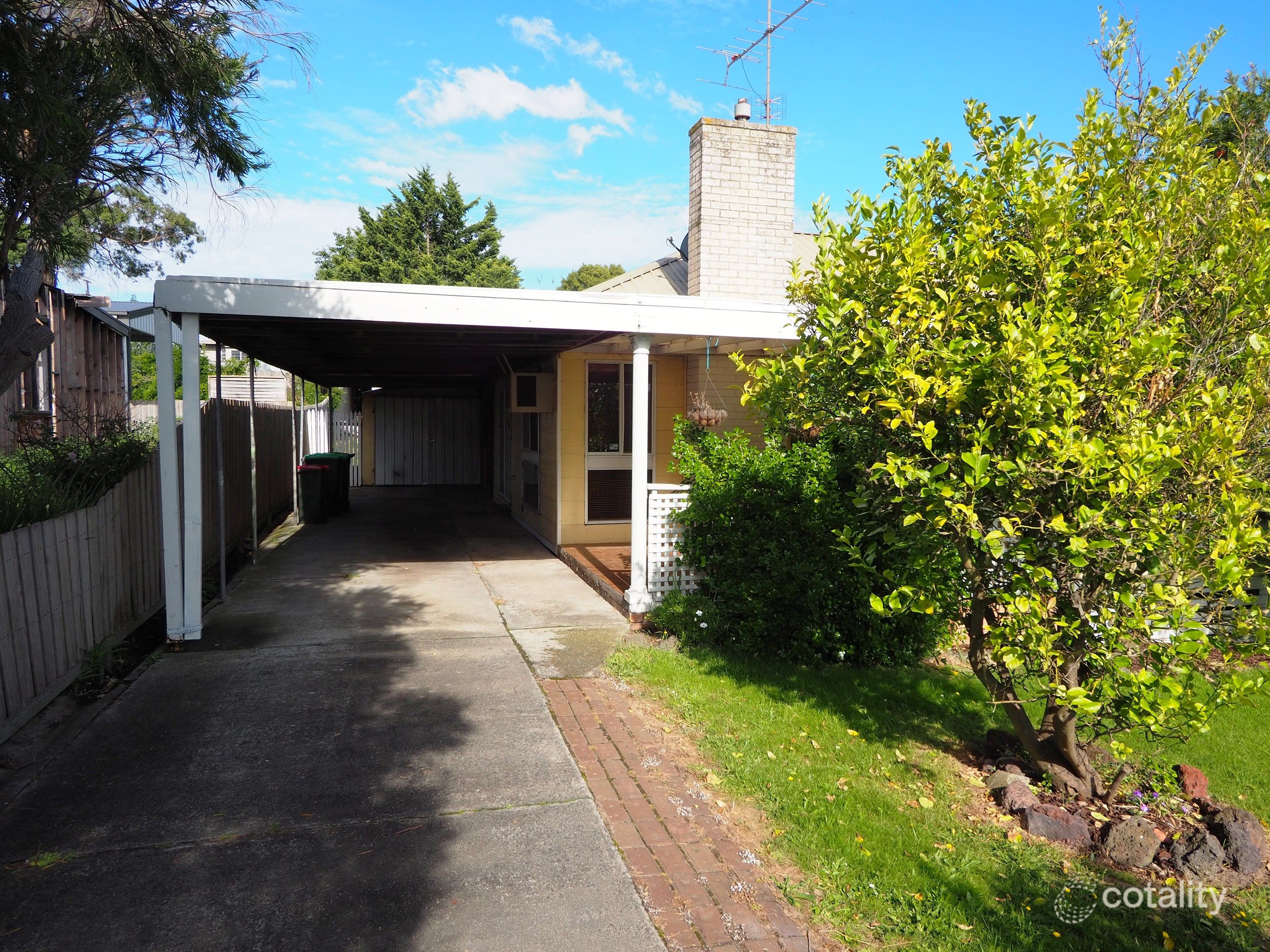 26 Hyland St, Morwell, VIC 3840