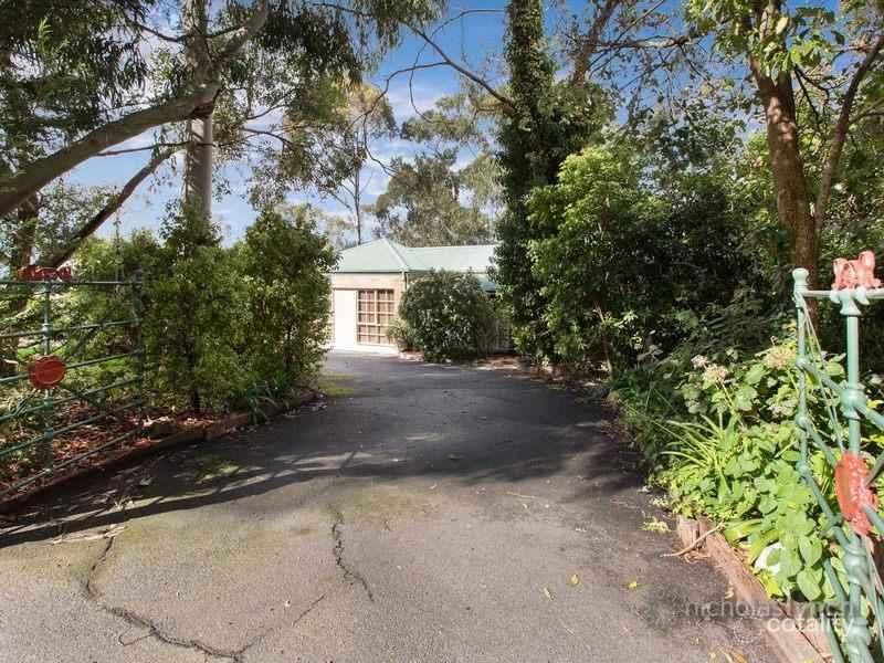 40-42 Claremont St, Mount Eliza, VIC 3930