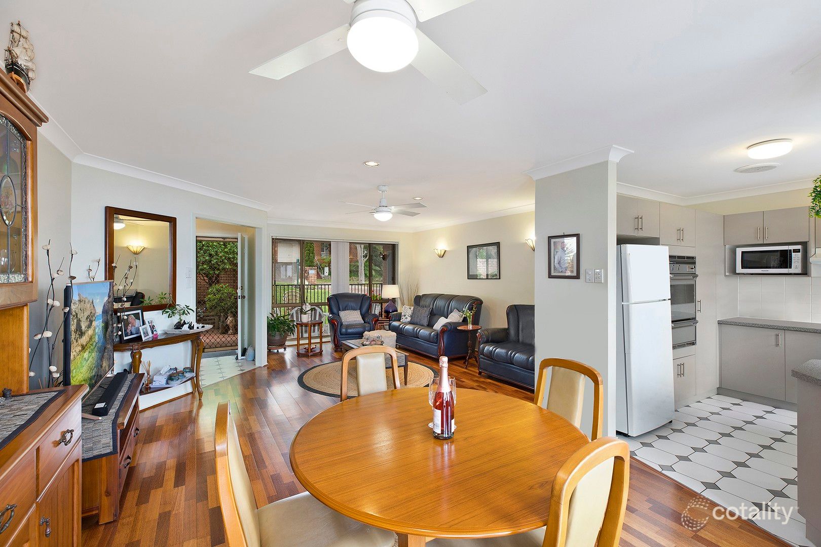 1/2 Robert Pl, Bateau Bay, NSW 2261