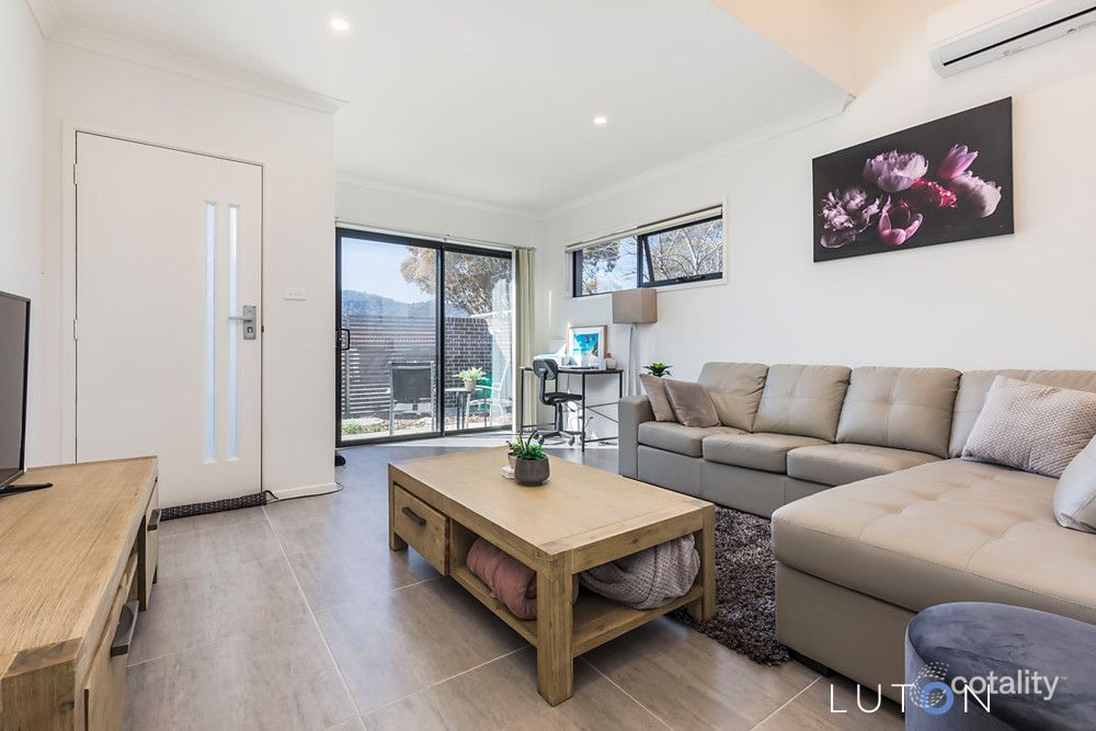 14/2 Travers St, Gordon, ACT 2906