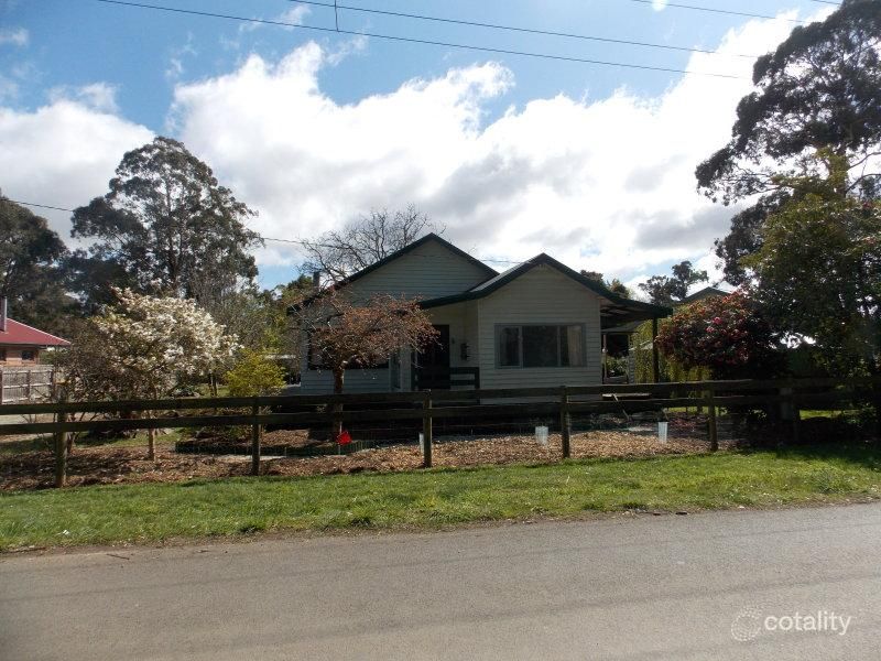 15 Victoria Rd, Kinglake, VIC 3763