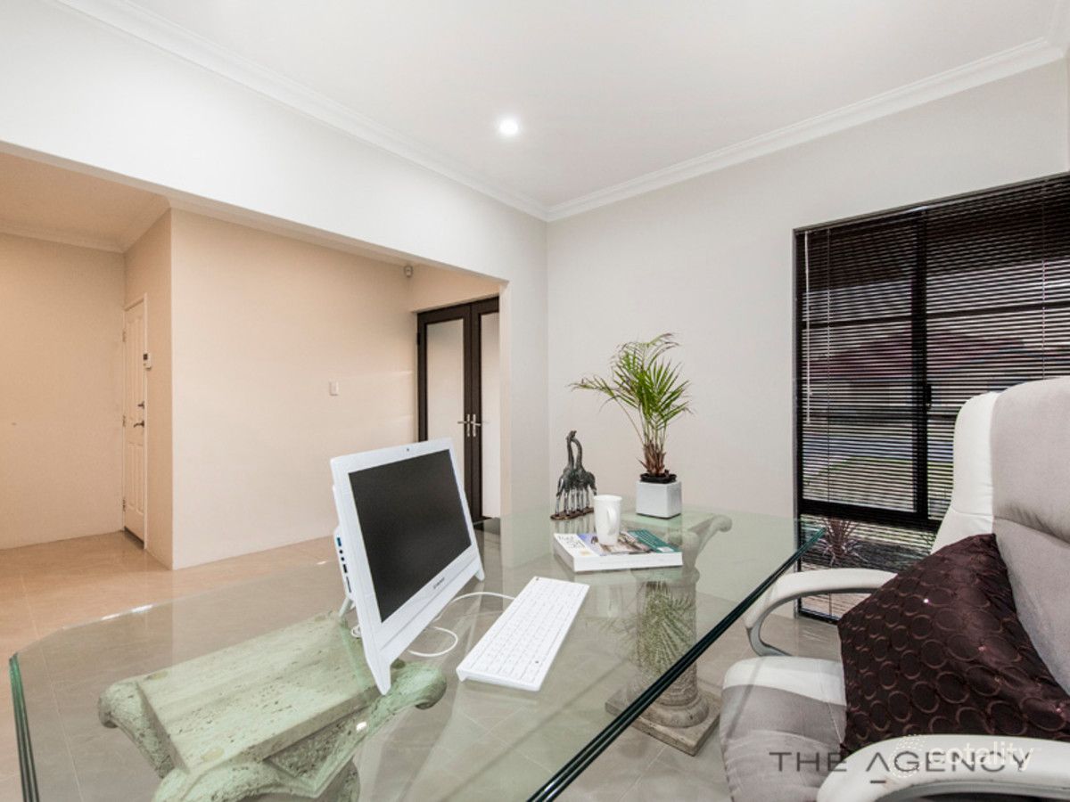 10 Conimbla Lane, Aubin Grove, WA 6164