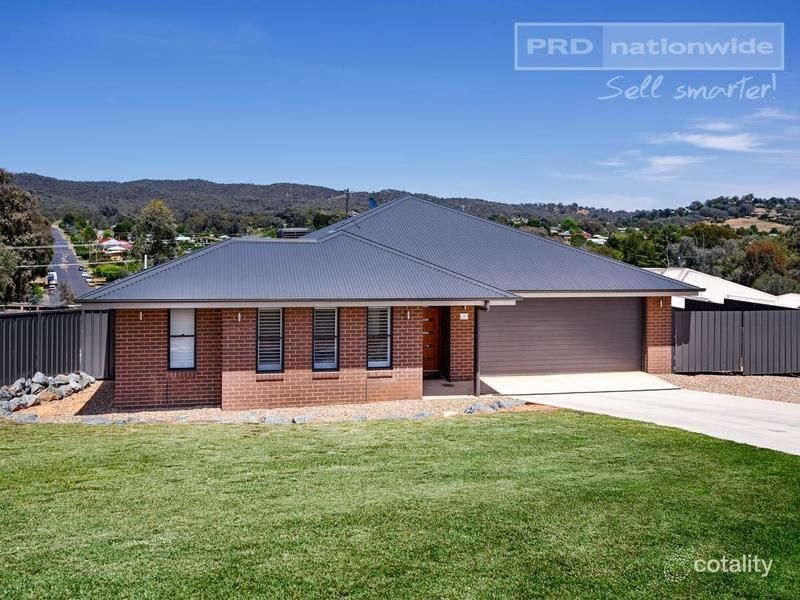 9 Murphy Pl, Tumut, NSW 2720