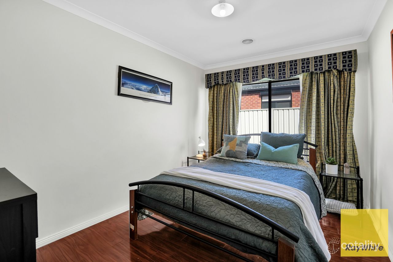 7 Hinchinbrook Cl, Caroline Springs, VIC 3023