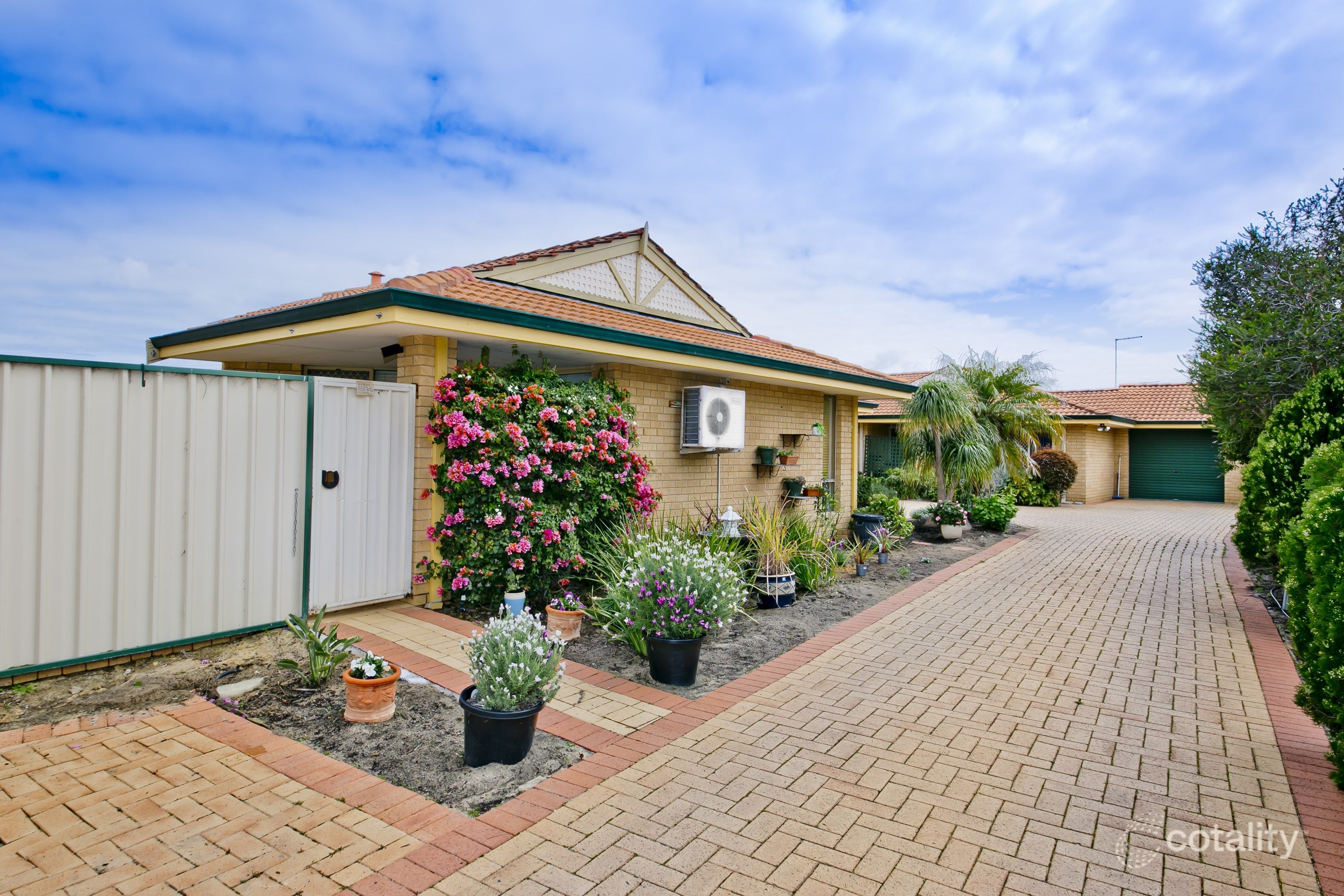 13a Michael St, Yokine, WA 6060