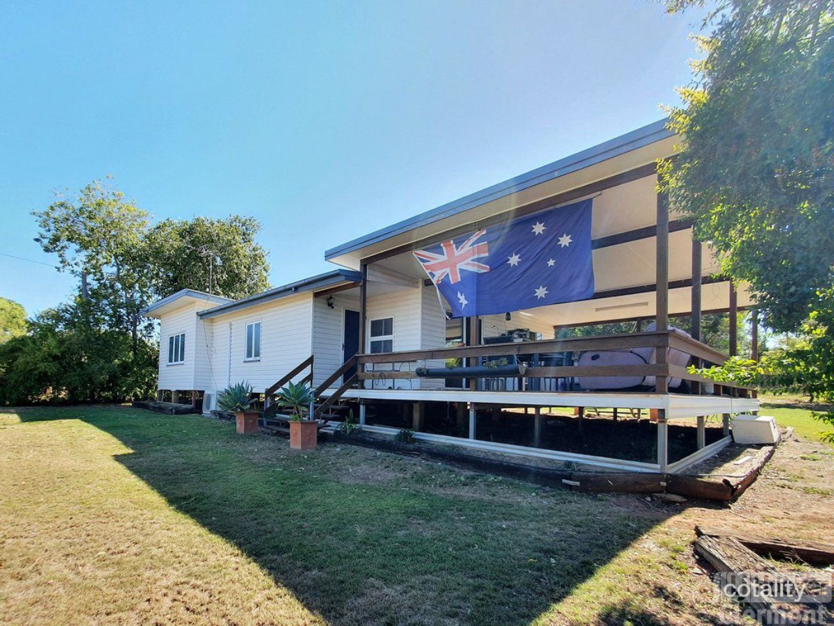 12 Frederick St, Clermont, QLD 4721