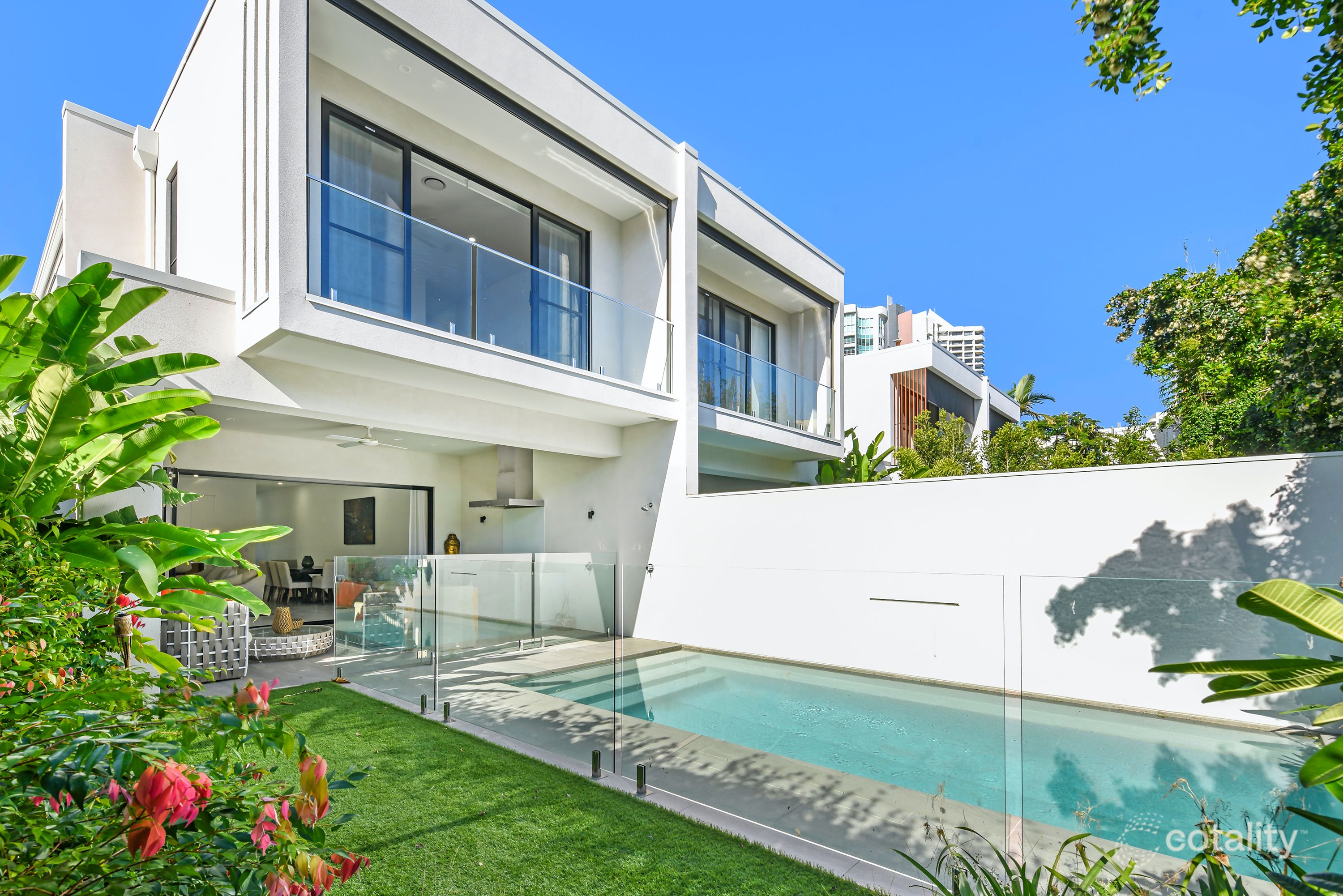 1/55 Breaker St, Main Beach, QLD 4217