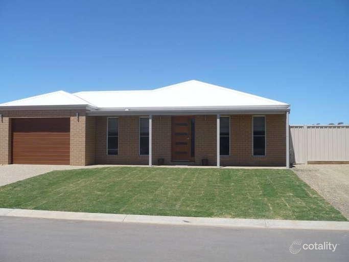 2/36 Heather Cct, Mulwala, NSW 2647