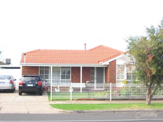231 Victoria St, Altona Meadows, VIC 3028