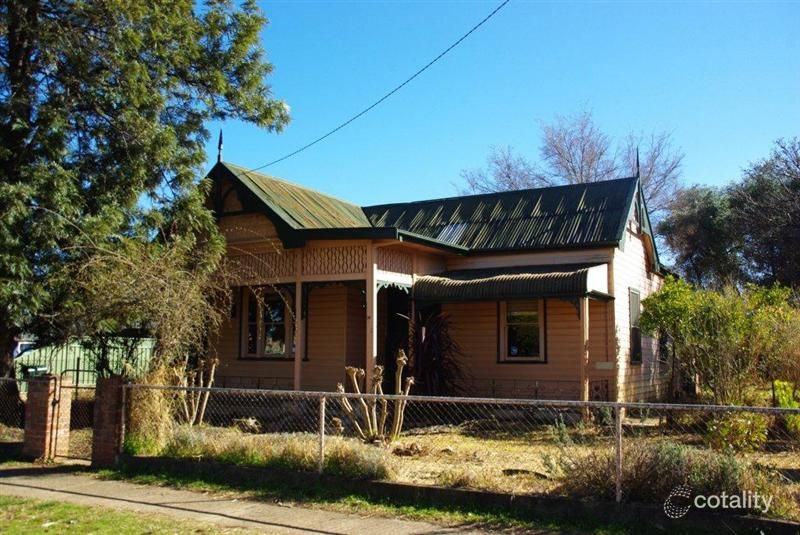 30 Maxwell St, Wellington, NSW 2820