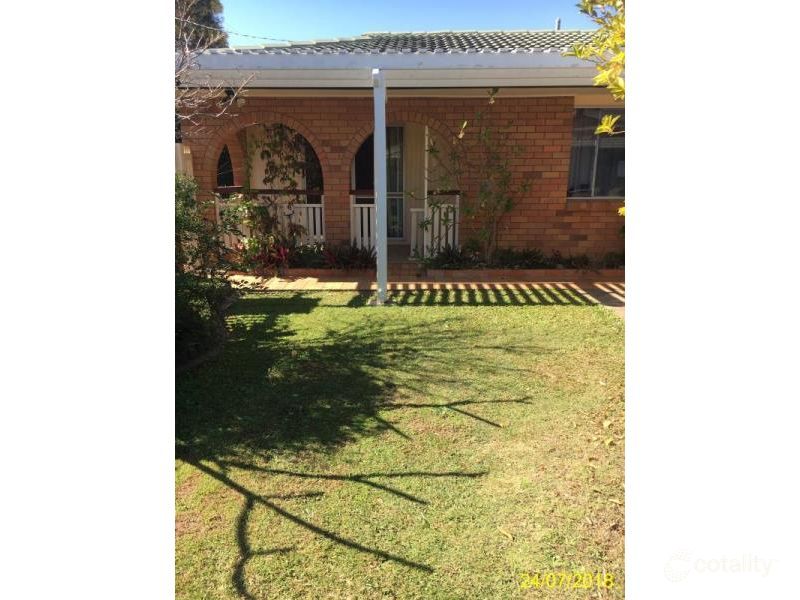 15 Margate Pde, Margate, QLD 4019