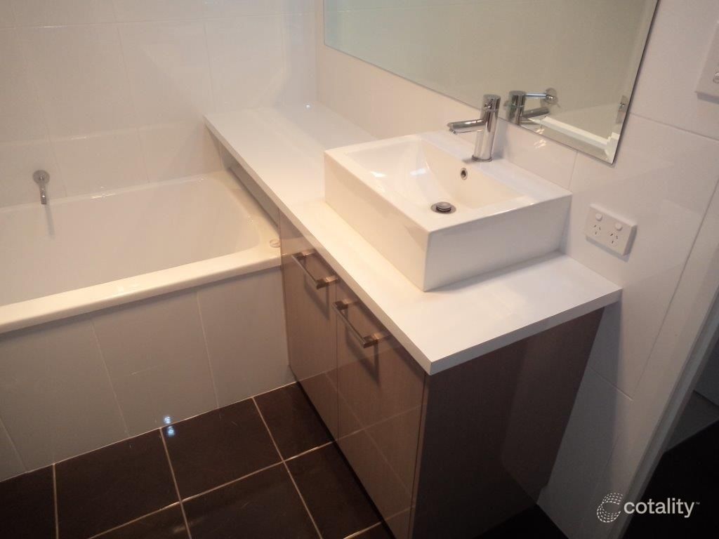 4/310a Hume St, Centenary Heights, QLD 4350