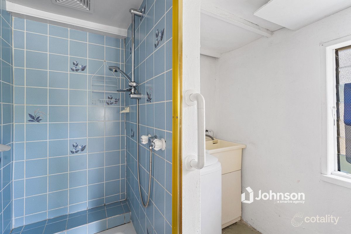 76 Barclay St, Bundamba, QLD 4304