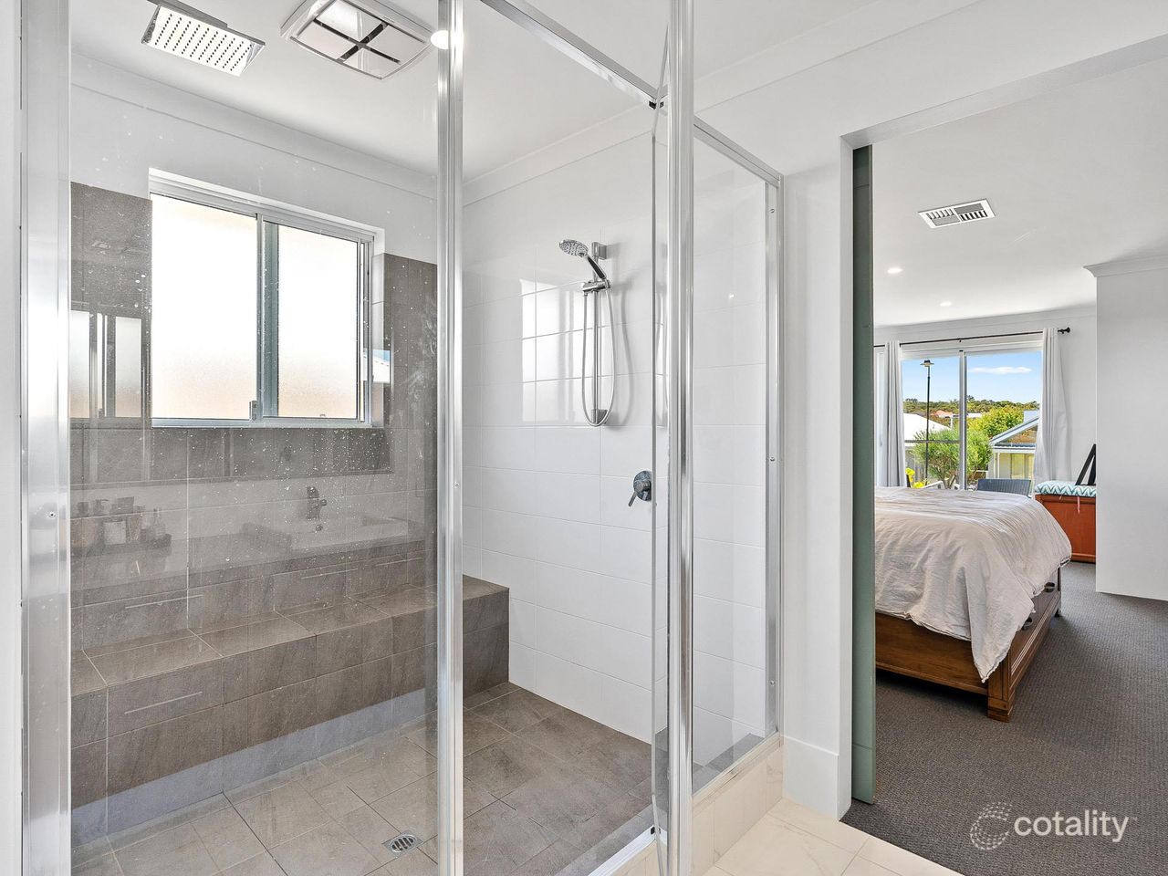 33 Sanctuary Cct, Dawesville, WA 6211