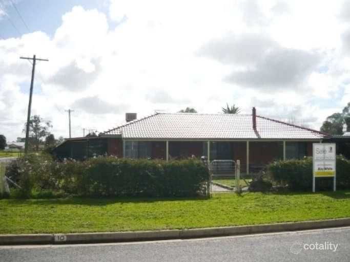 10 Victoria St, Walla Walla, NSW 2659