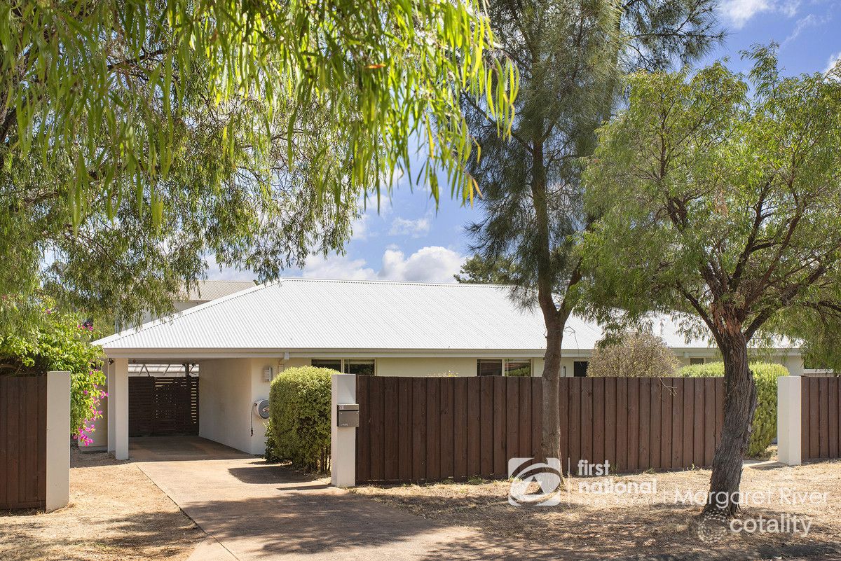 11 Bovell Ave, Margaret River, WA 6285