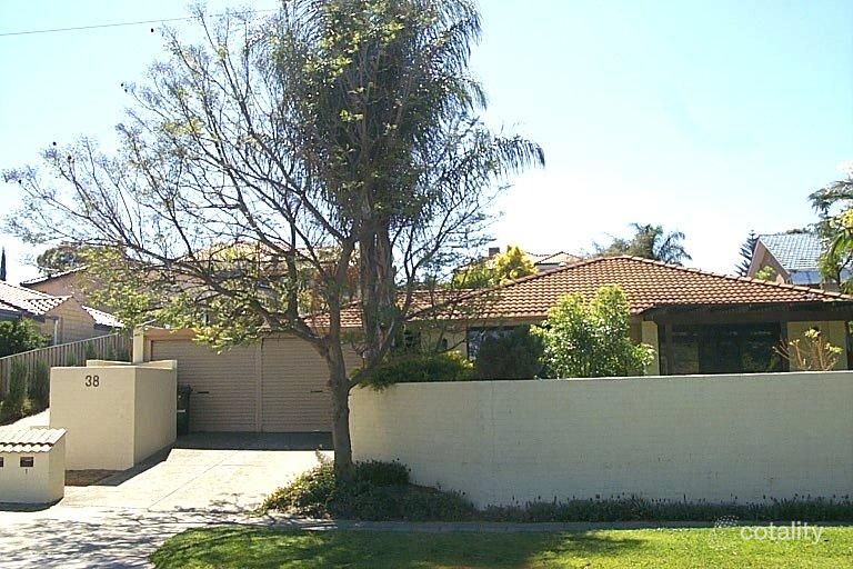 2/38 Leonora St, Como, WA 6152