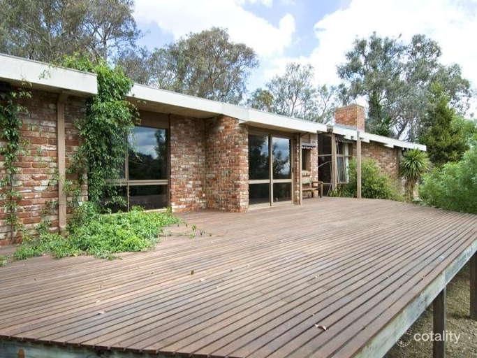 10 Marconi Ct, Research, VIC 3095