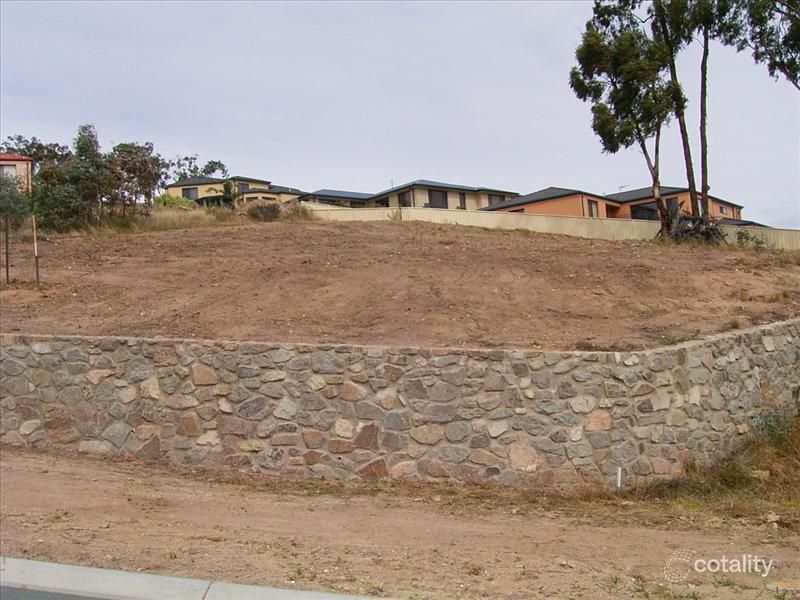 160 Waterfall Dr, Jerrabomberra, NSW 2619