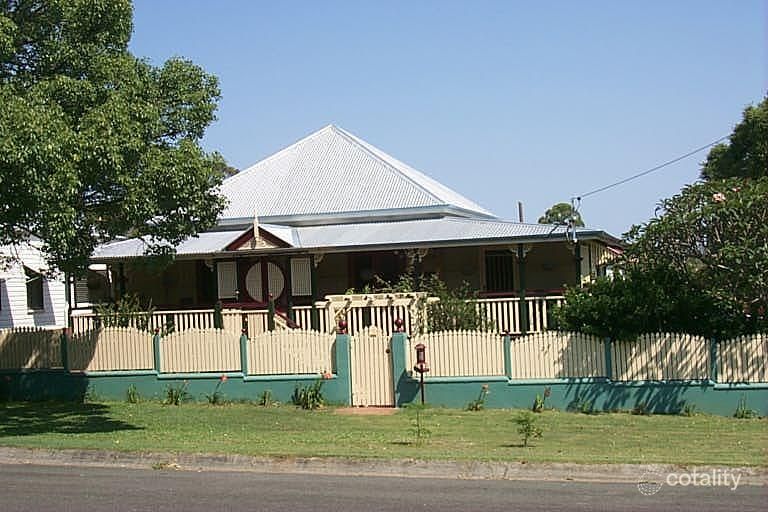 25 Swan St, Shorncliffe, QLD 4017