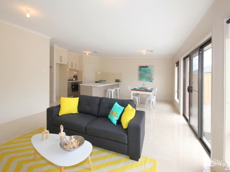 13 Bitts Rd, Seaford Meadows, SA 5169