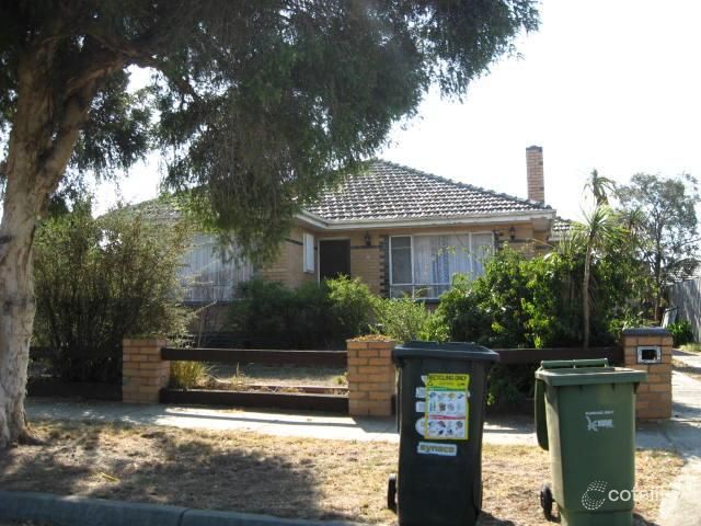 8 Fawkner St, Sunbury, VIC 3429