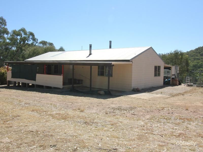 261 Clarkes Creek Rd, Windeyer, NSW 2850