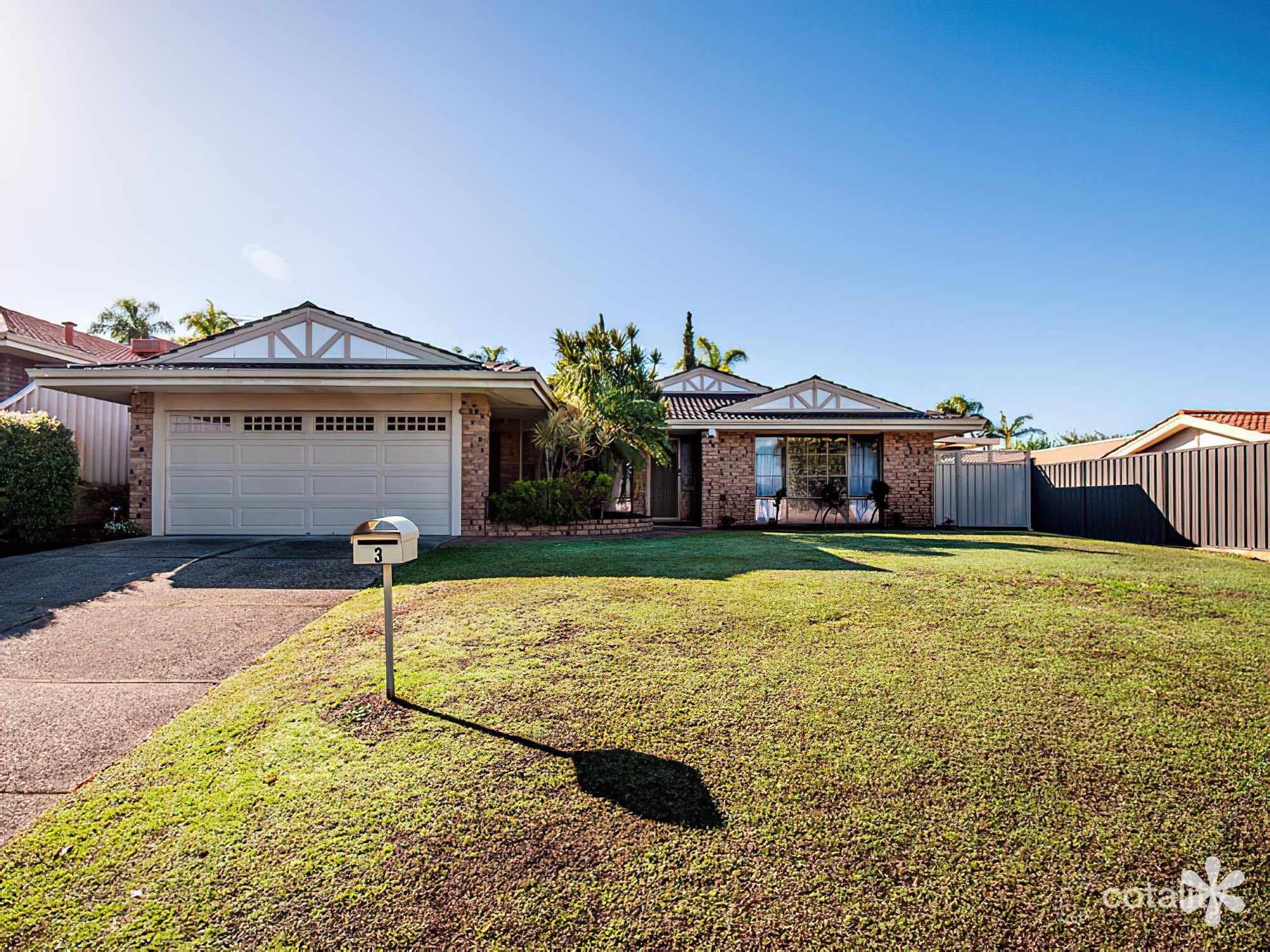 3 Peggs Pl, Leeming, WA 6149