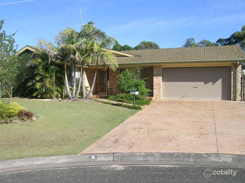 5 Laird Cl, Shelly Beach, NSW 2261